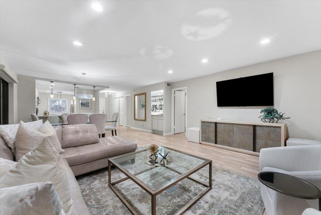 30 Westgate Lane 30g, Boynton Beach, FL 33436