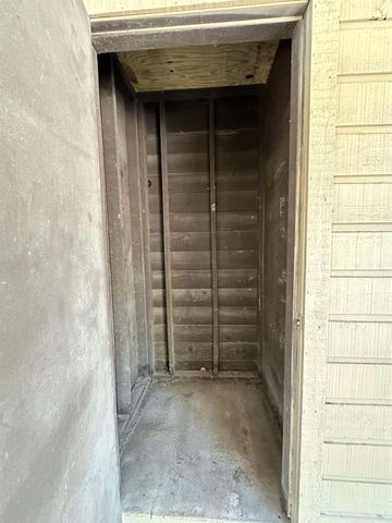 3630 Ocee Street, Houston, TX 77063