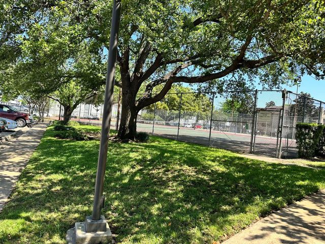 3630 Ocee Street, Houston, TX 77063