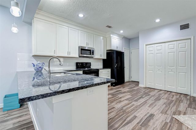 395 Rancho Bauer Drive, Houston, TX 77079