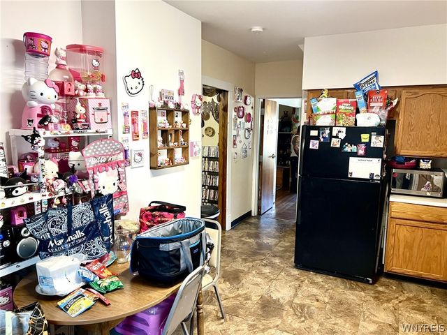 915 Ferry Avenue, Niagara Falls, NY 14301
