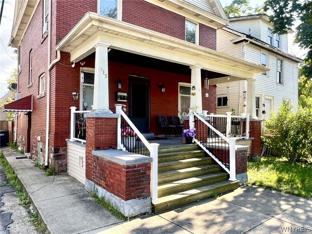 915 Ferry Avenue, Niagara Falls, NY 14301