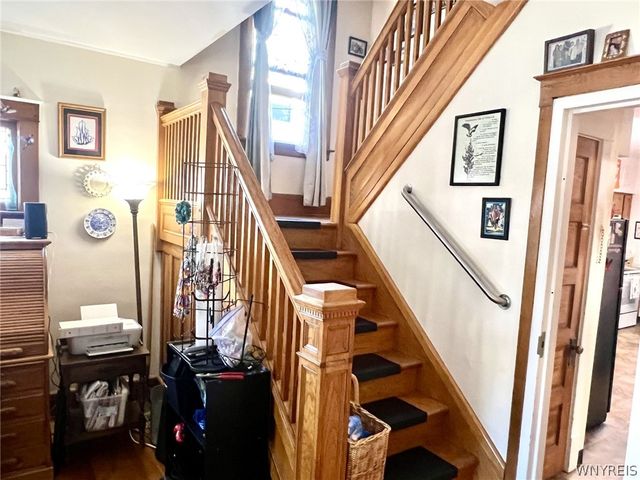 915 Ferry Avenue, Niagara Falls, NY 14301
