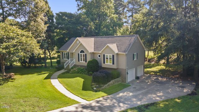 5829 Bluejay Drive, Sanford, NC 27332