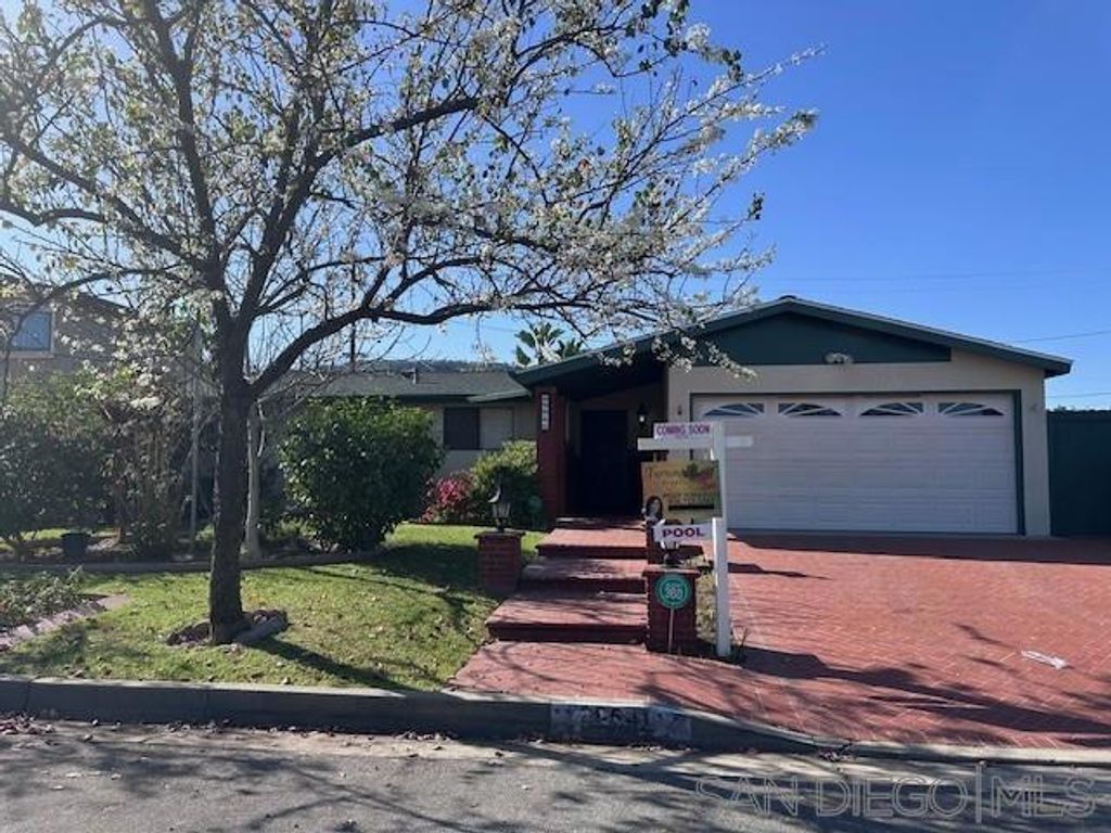 Image 1 of property listing at 29541 Bernice Drive, Rancho Palos Verdes, CA 90275