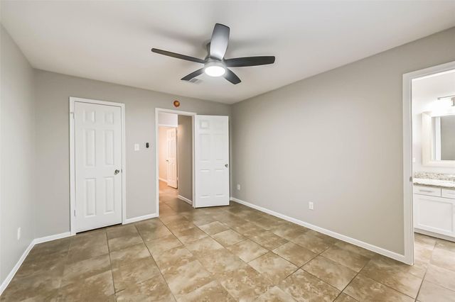 18515 Meadows Way Drive, Houston, TX 77084
