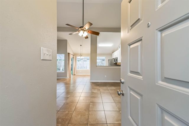 18515 Meadows Way Drive, Houston, TX 77084