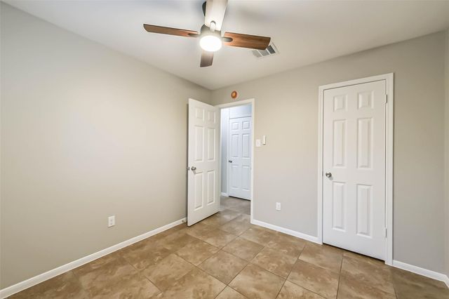 18515 Meadows Way Drive, Houston, TX 77084