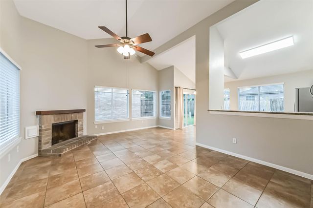 18515 Meadows Way Drive, Houston, TX 77084