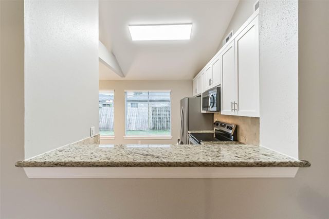 18515 Meadows Way Drive, Houston, TX 77084