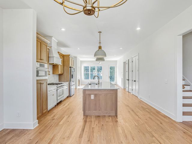 249 Rockytop Trl, Mount Juliet, TN 37122