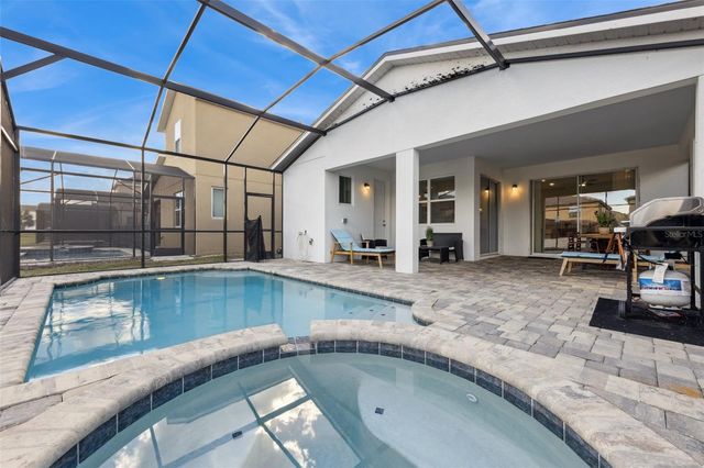 8913 COCONUT BREEZE DRIVE, Kissimmee, FL 34747
