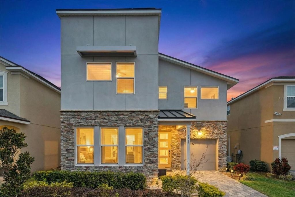 8913 COCONUT BREEZE DRIVE, Kissimmee, FL 34747