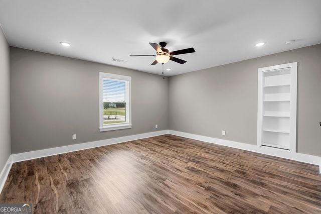 404 Whipple Avenue, Williamson, GA 30292