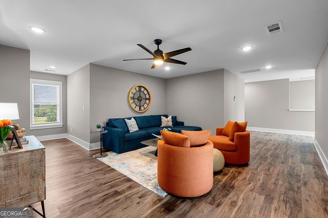 404 Whipple Avenue, Williamson, GA 30292