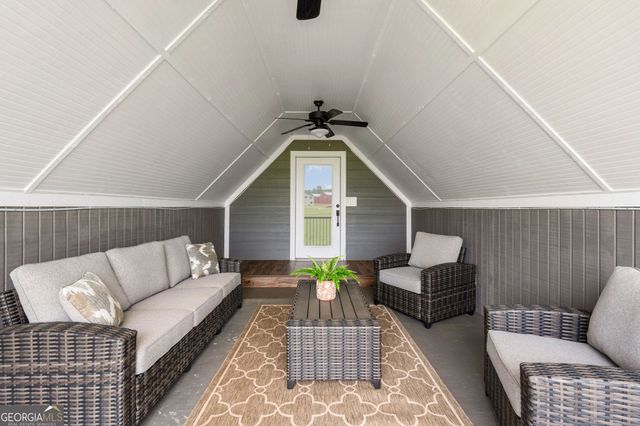 404 Whipple Avenue, Williamson, GA 30292