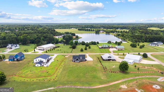 404 Whipple Avenue, Williamson, GA 30292