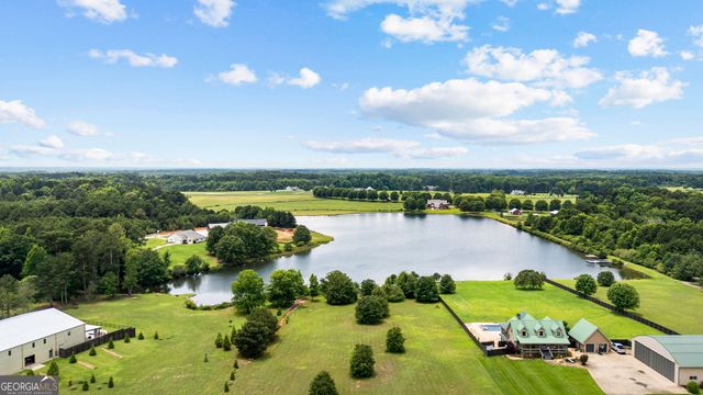 404 Whipple Avenue, Williamson, GA 30292