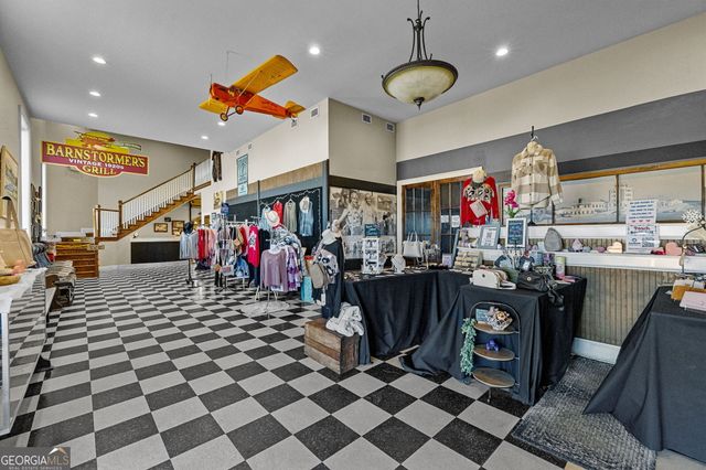 404 Whipple Avenue, Williamson, GA 30292