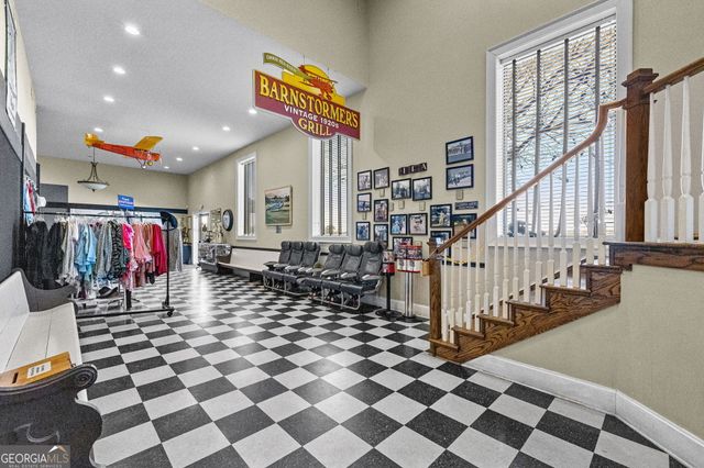 404 Whipple Avenue, Williamson, GA 30292