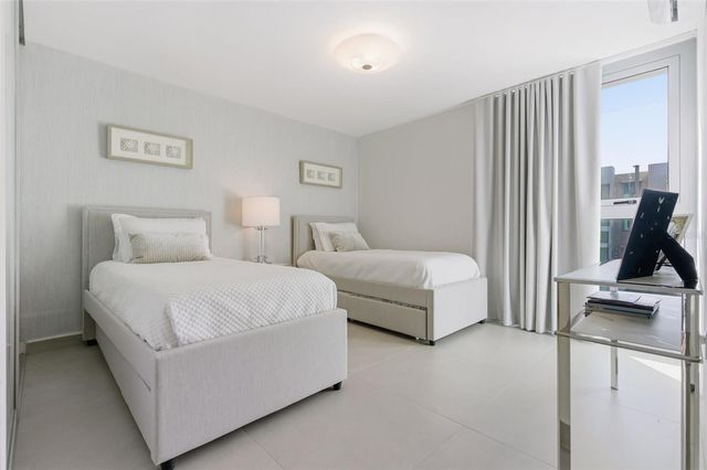 1445 C. MARG BALDORIOTY 921, Edif. C, Carolina, PR 00979