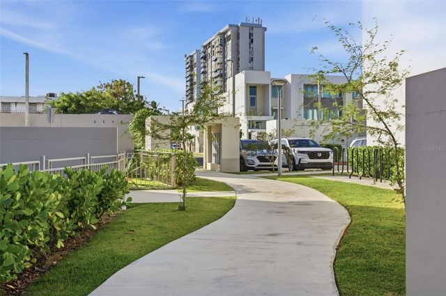 1445 C. MARG BALDORIOTY 921, Edif. C, Carolina, PR 00979