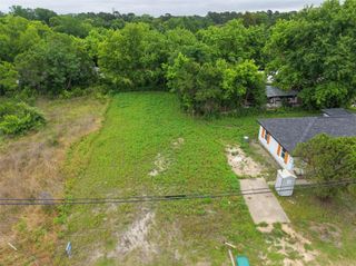 000 Mill Street, Willis, TX 77378