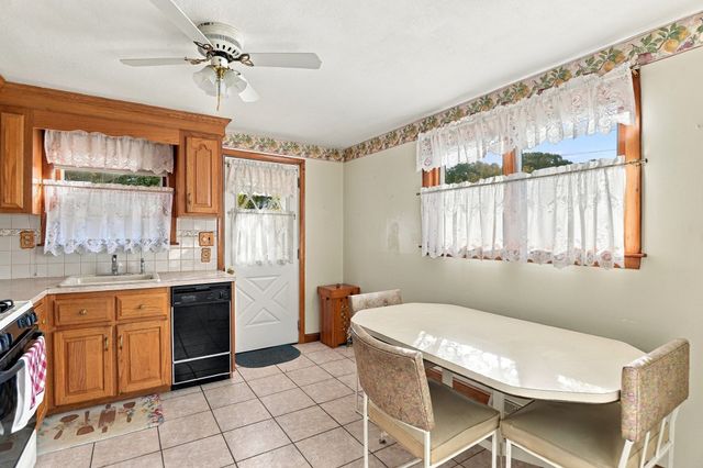 48 W Spring St, Avon, MA 02322
