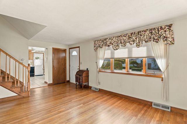 48 W Spring St, Avon, MA 02322