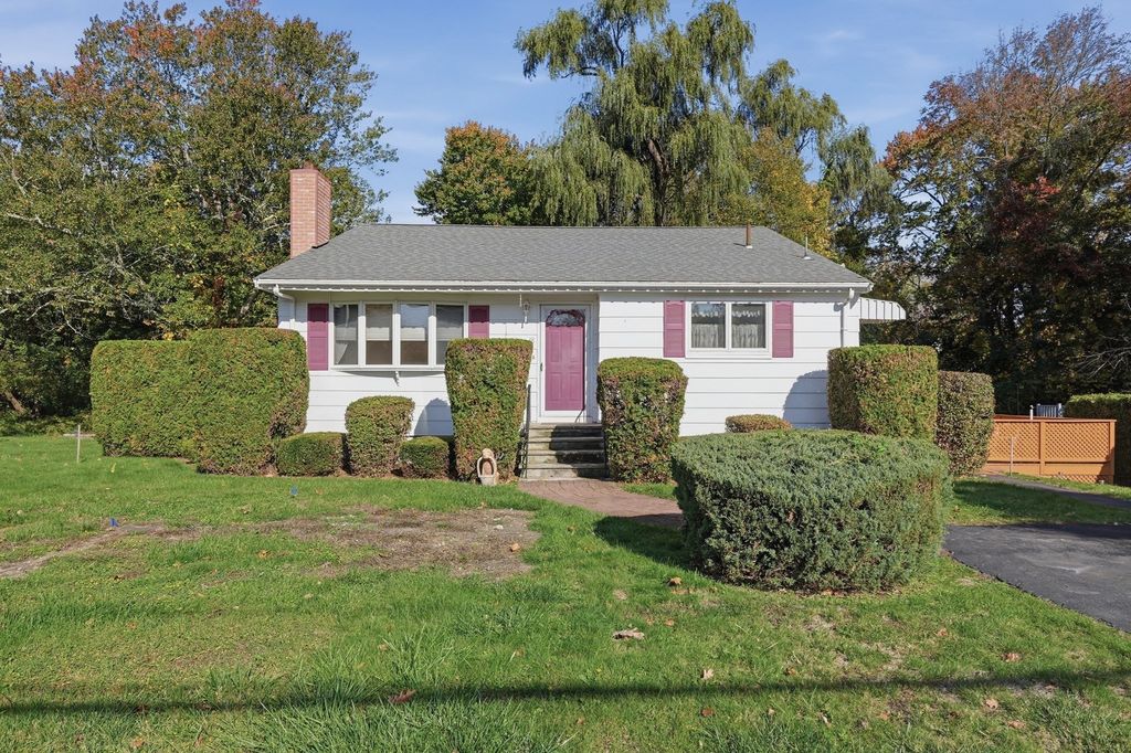 48 W Spring St, Avon, MA 02322