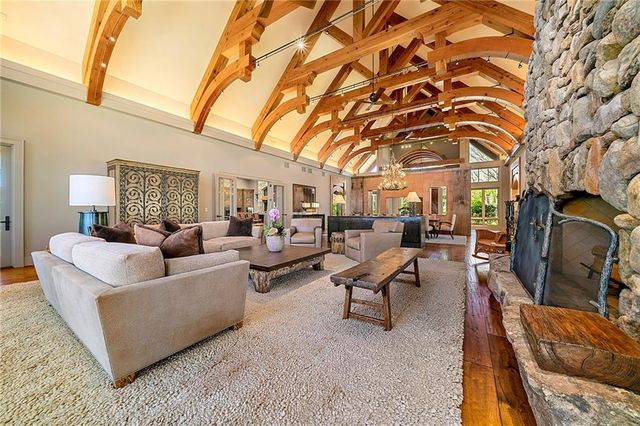 1103 Apple Pie Ridge Road, Alto, GA 30510