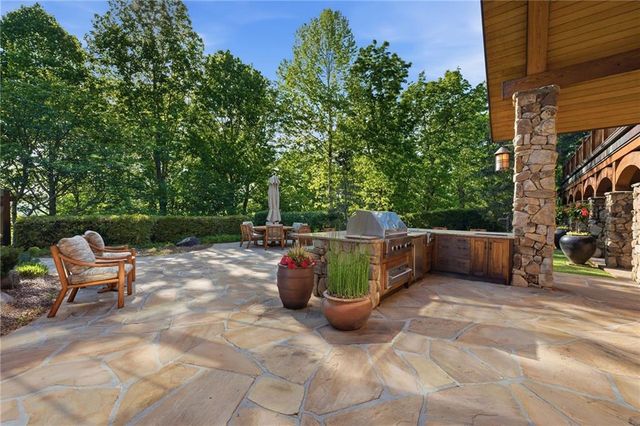 1103 Apple Pie Ridge Road, Alto, GA 30510