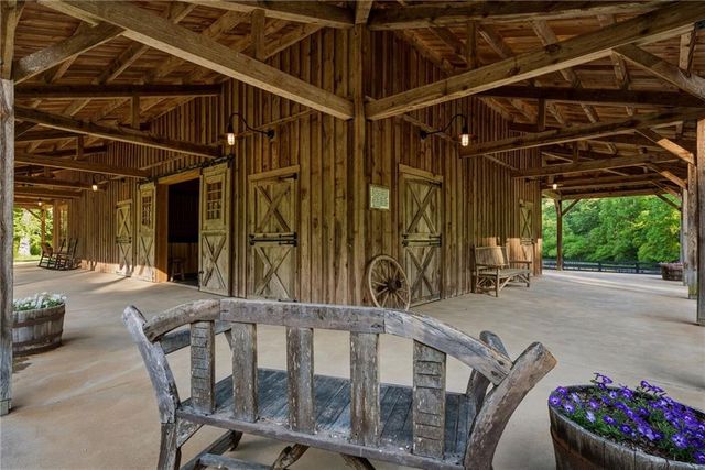 1103 Apple Pie Ridge Road, Alto, GA 30510