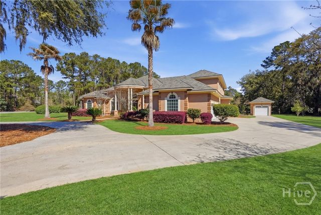 1108 Saint Catherine Circle, Richmond Hill, GA 31324