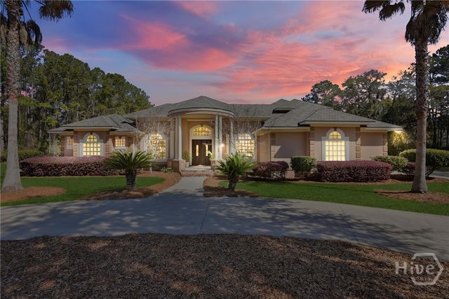 1108 Saint Catherine Circle, Richmond Hill, GA 31324