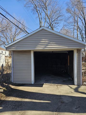 17892 Runyon Street, Detroit, MI 48234