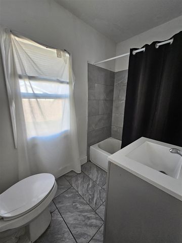 17892 Runyon Street, Detroit, MI 48234