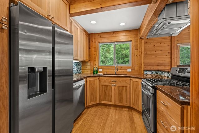 6577 NW Northridge Lane, Bremerton, WA 98312