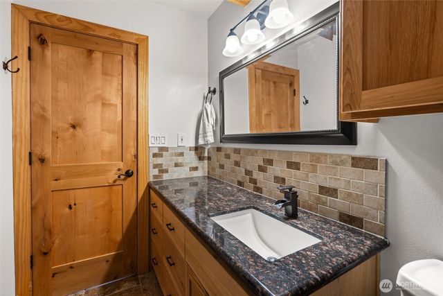 6577 NW Northridge Lane, Bremerton, WA 98312