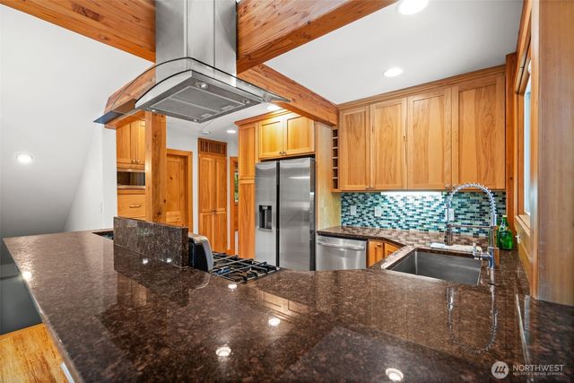 6577 NW Northridge Lane, Bremerton, WA 98312