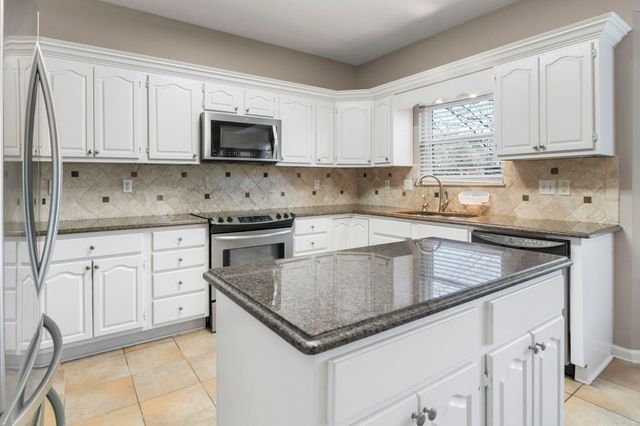 1902 Dorado Beach Drive, Little Rock, AR 72212