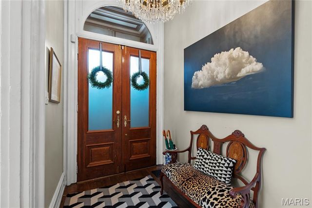 1901 Hickory Street, St Louis, MO 63104