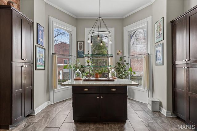 1901 Hickory Street, St Louis, MO 63104