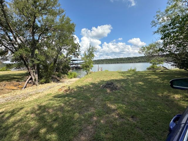 114 Lake Shore Drive, Gordon, TX 76453