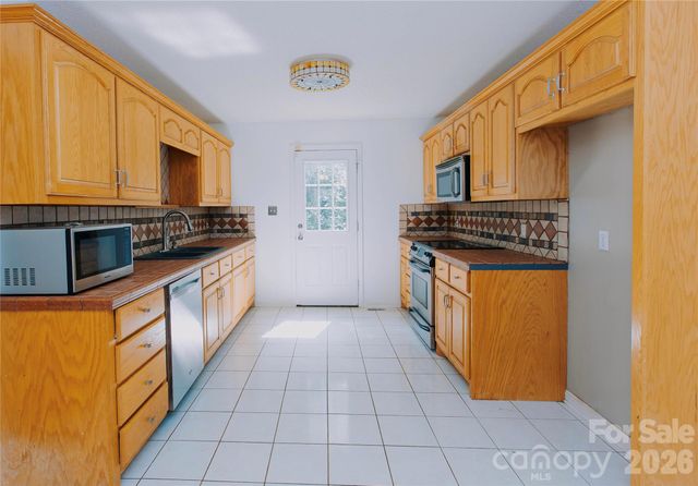 8830 Shepherd Court, Connelly Springs, NC 28612
