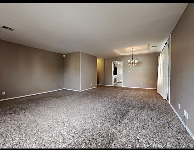 3801 W Hartford Avenue, Broken Arrow, OK 74012