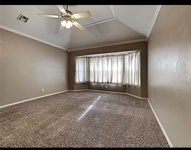 3801 W Hartford Avenue, Broken Arrow, OK 74012