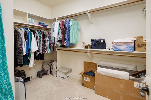 2124 Chestnut Oak Circle, College Station, TX 77845