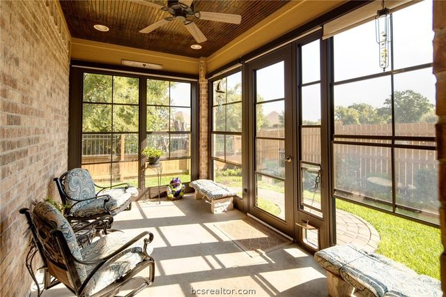 2124 Chestnut Oak Circle, College Station, TX 77845