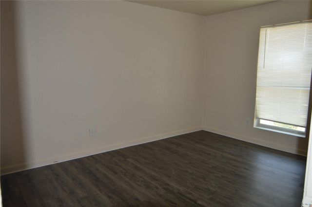 8100 Creekbend Drive 174, Houston, TX 77071